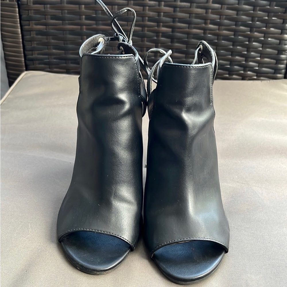 Brash high heel shoes